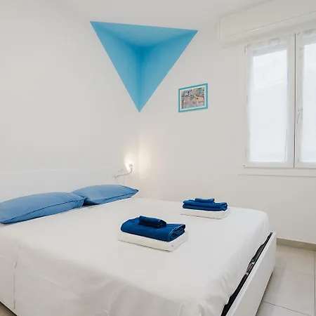 Pietra Azzurra Lägenhet *