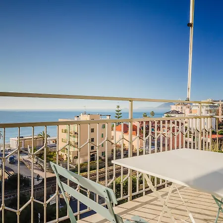 Pietra Azzurra * Pietra Ligure
