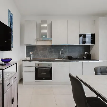 Pietra Azzurra Apartment Pietra Ligure